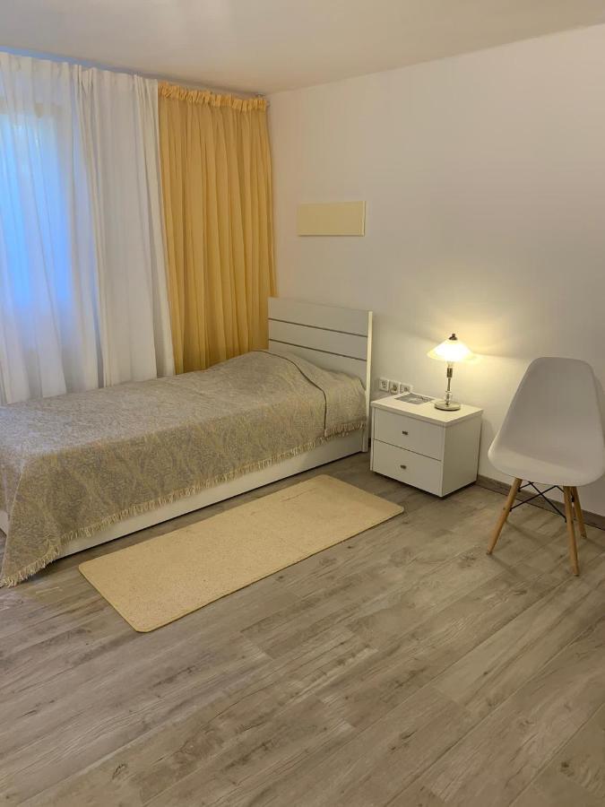 Villa Balsamico - Appartement Vue Sur Le Jardin Vrasná Dış mekan fotoğraf